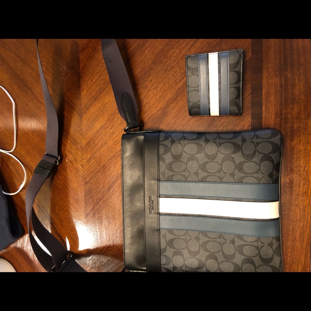Men’s Crossbody Bag $ Wallet